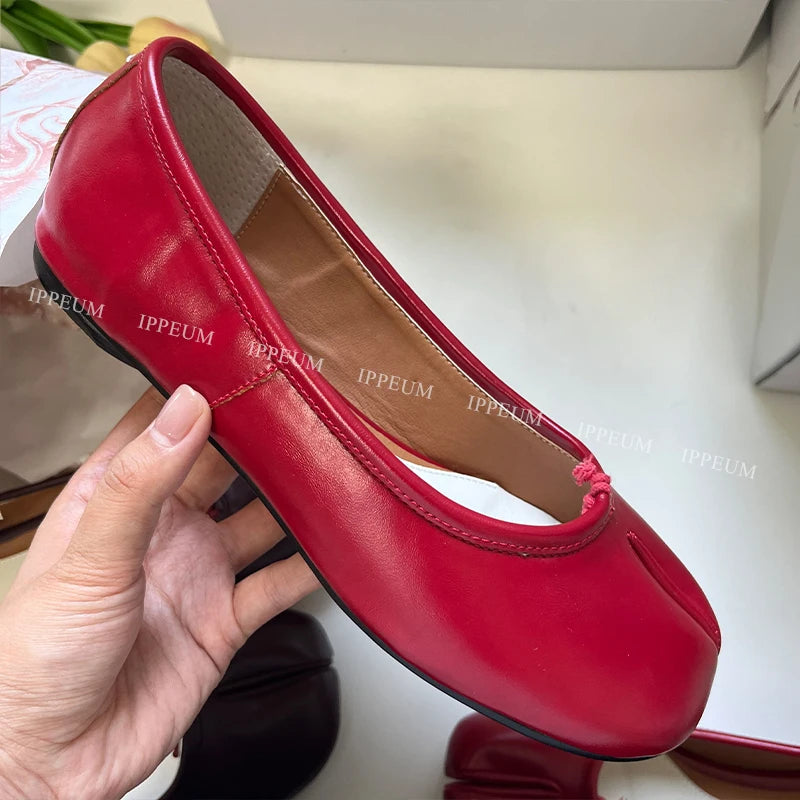 Lightweight Womens Split Toe Ballet Flats - Mary Jane, PU