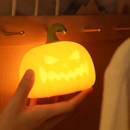 Lampada Notturna di Halloween in Silicone con Fantasma, Anatra e Zucca Carina Lampada Halloween 2025 per Cameretta Ricaricabile Regalo Sicuro per Bambini