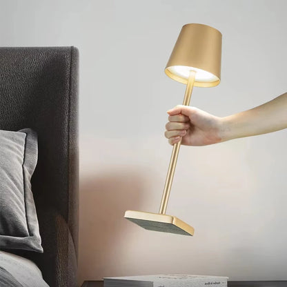 LED bordlampe berøringssensor skrivebord natlys stemningsfuldt sengebord lys efterår 2026 boligindretning trend