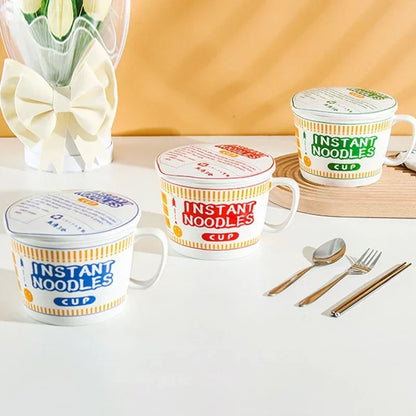 Omedelbar nudelskål i keramik med handtag och lock stor