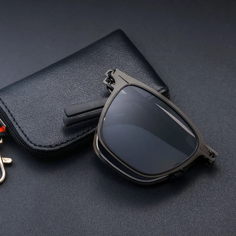 Polarisierte faltbare Sonnenbrille Ultraleichter Edelstahl Retro quadratischer Rahmen Sommer 2026 Reise-Essential
