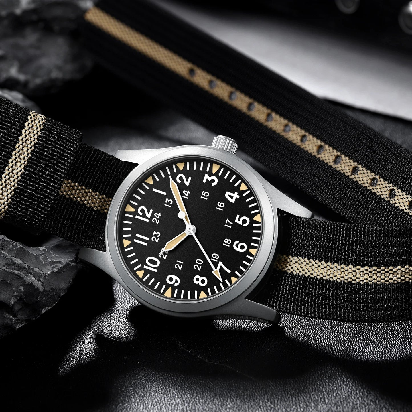 Militær Quartz Feltur 37mm Safir Efterår 2025