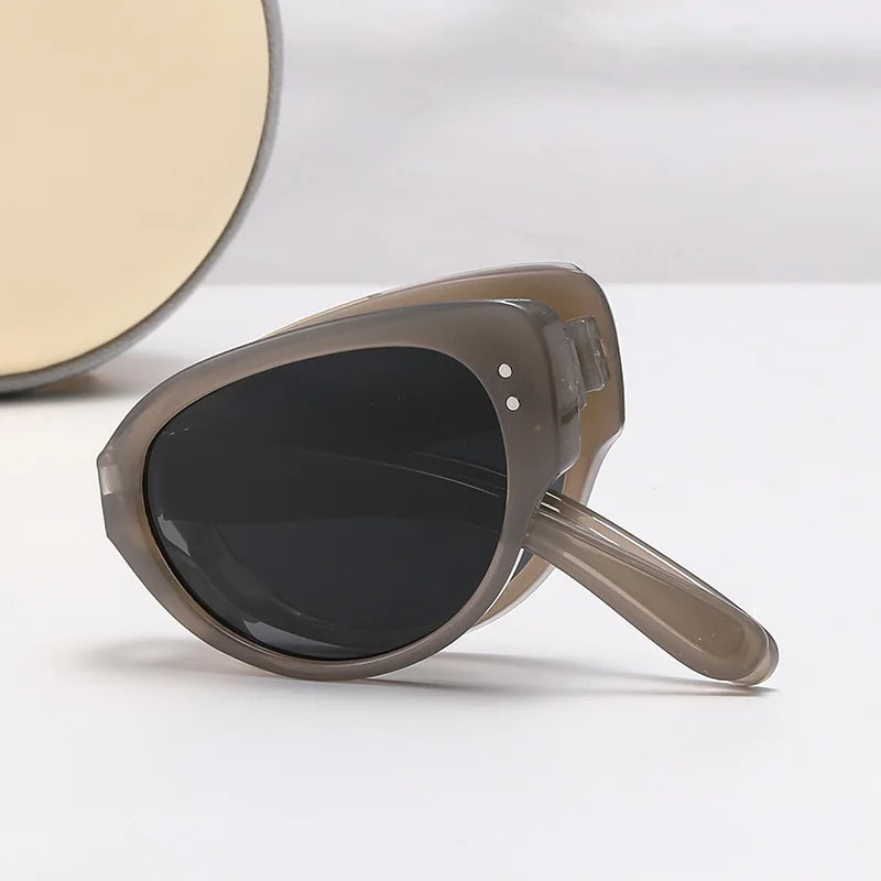 Cat eye solbriller, foldbare, smalt stel, efterår 2026, UV beskyttelse, modeaccessory