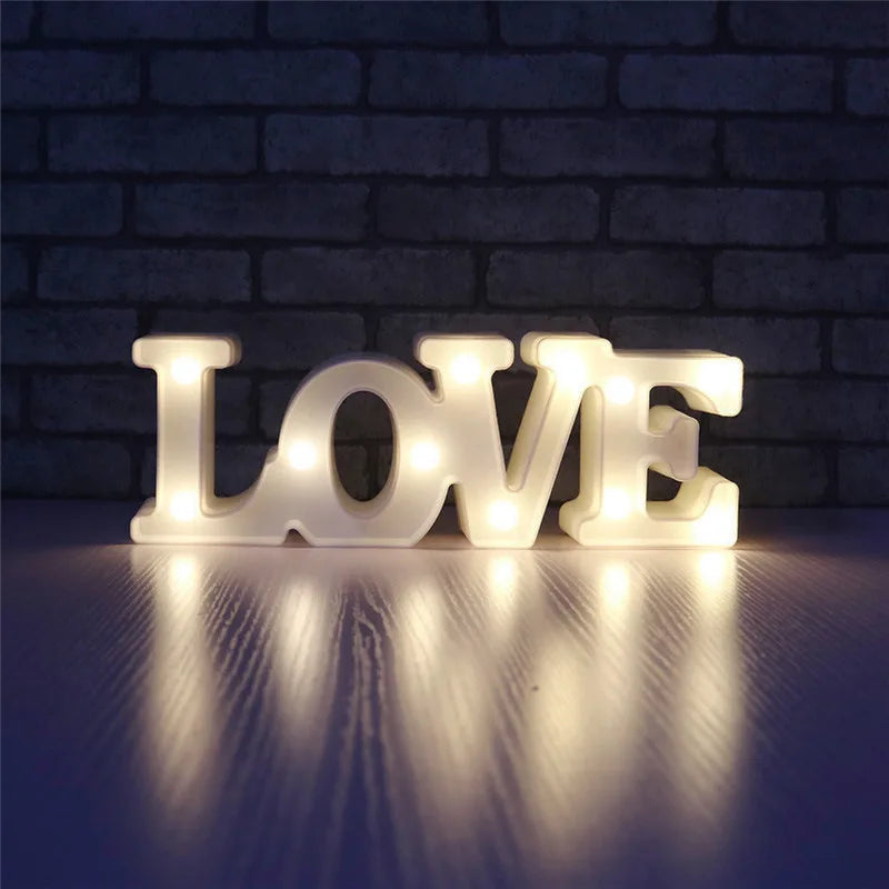 Romantic Love LED-lampe - Batteridrevet nattlys for bryllup, fester, hjemmeinnredning