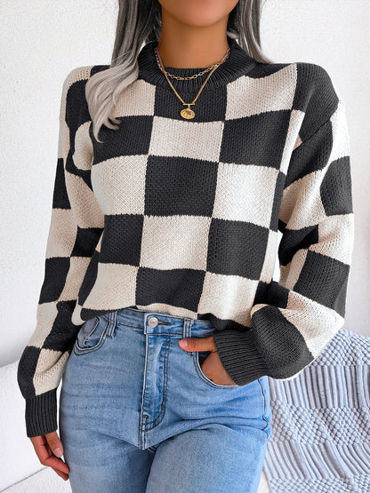 Oversized Cozy Women's Knit Sweater - Checkered, Soft