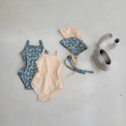 Leichter Baby-Mädchen-Einteiler-Badeanzug - gepunkteter Hosenträgerstil mit Hut, Nylon, gemütlich für den Sommerstrand
