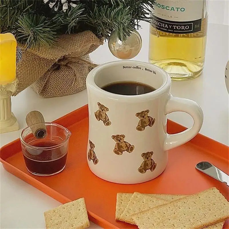 Tazza in ceramica crema con stampa orsetto, tazza da caffè con manico, tazza da colazione coreana carina, autunno 2025, regalo carino, facile da impugnare