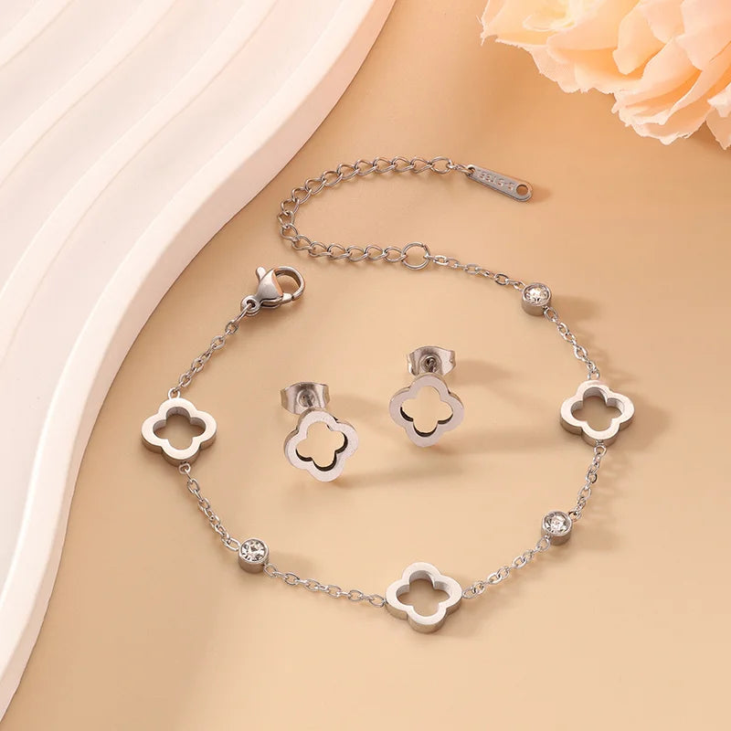 Set de pulseras de acero inoxidable con flor de trébol, regalo dorado