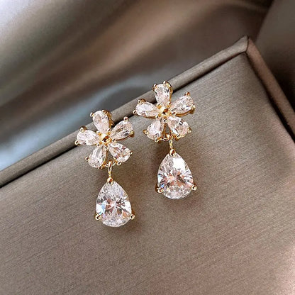 Crystal Flower Earrings Pearl Drop Gold Tone – Korean Style Party Jewelry, Fall 2026 Gift Idea
