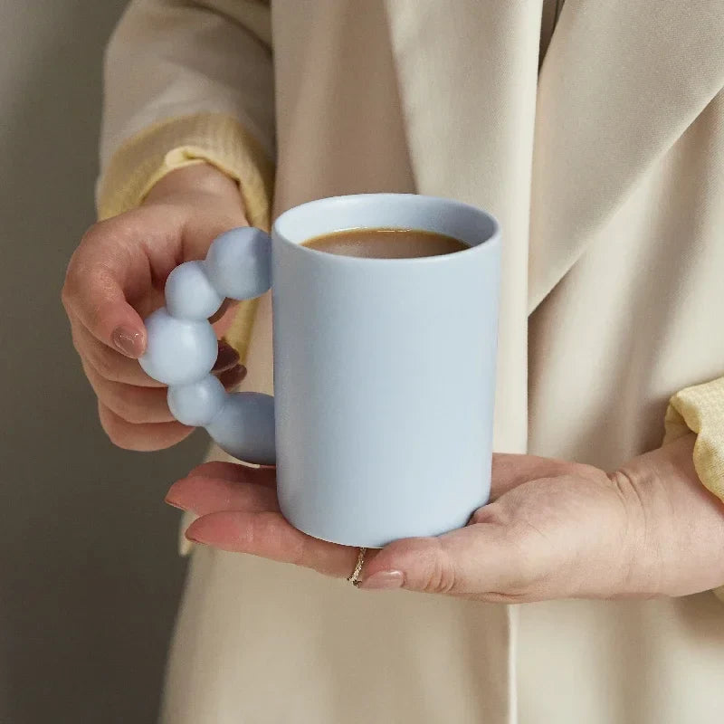 Keramiktasse mit Tablett Perlenhenkel Nordische handgefertigte Tasse Herbst 2025 Geschenk Dekoratives Servieren