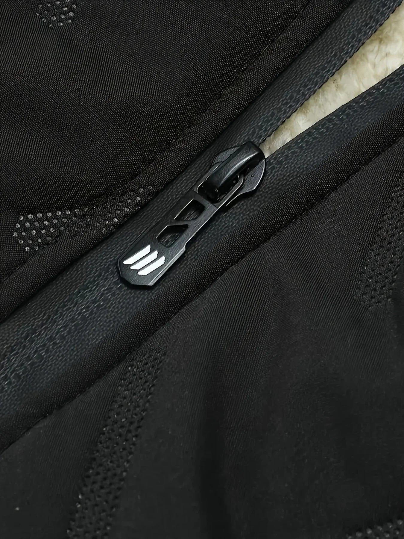 Warm Men's Sleeveless Puffer Vest - Quilted Fleece Lined