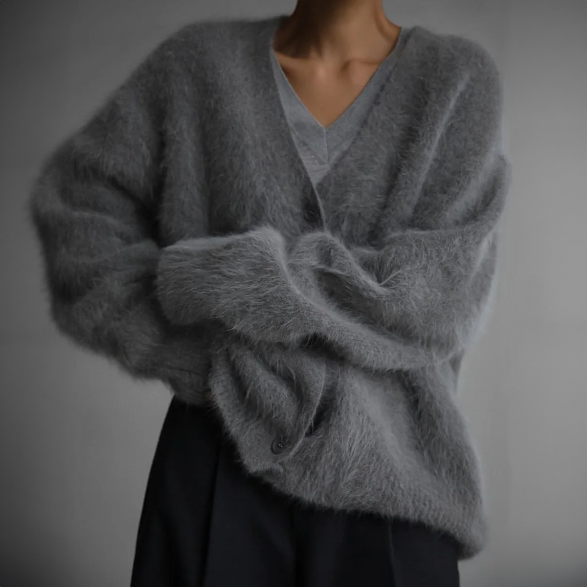 Weicher Gemütlicher Damen-Cardigan - Oversized V-Ausschnitt, Flauschiger Strick