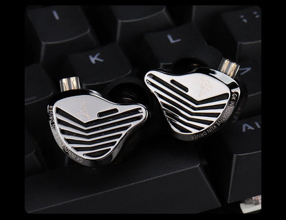 Earphones Dynamic Driver HiFi Earbuds With Detachable Cable For DJ Use Summer 2026 Trend