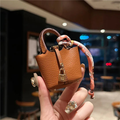 1+1 Gratis Birkin Inspiriertes Mini Handtasche - Leder Korbtasche Charm Schlüsselanhänger & Ohrhörer Etui