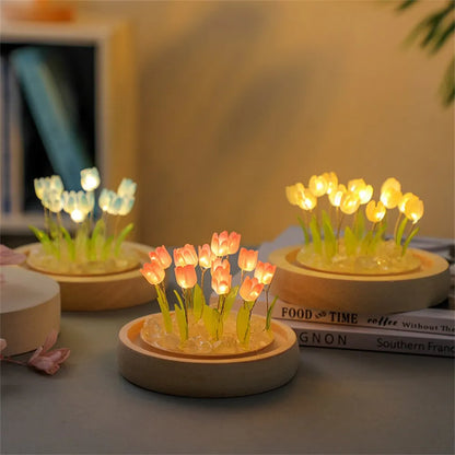 Handgemachte LED-Tulpenblumen-Nachtlampe - DIY-Dekorationslampe für das Schlafzimmer, ein perfektes Valentinstagsgeschenk