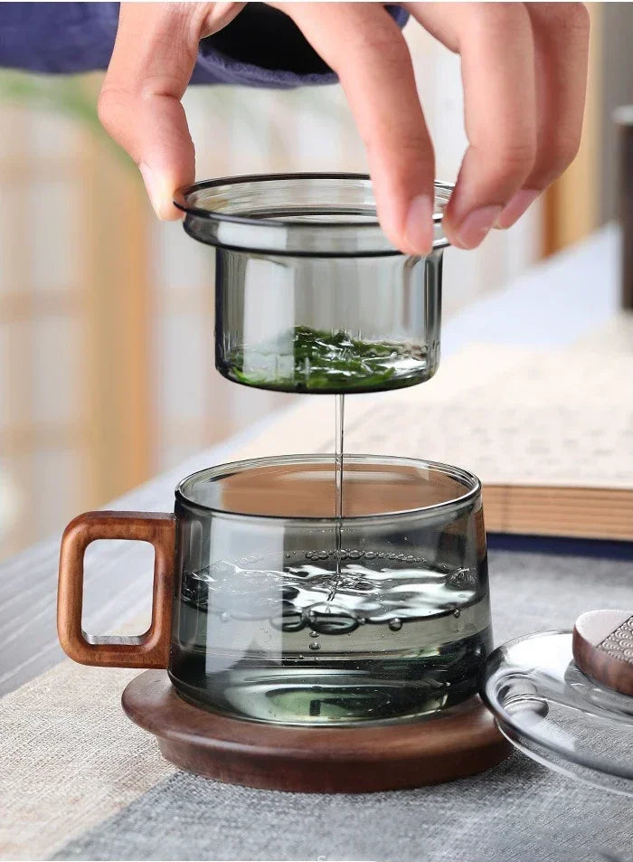 200ml Tea Infuser Cup Heat Resistant Glass Mug Wood Handle