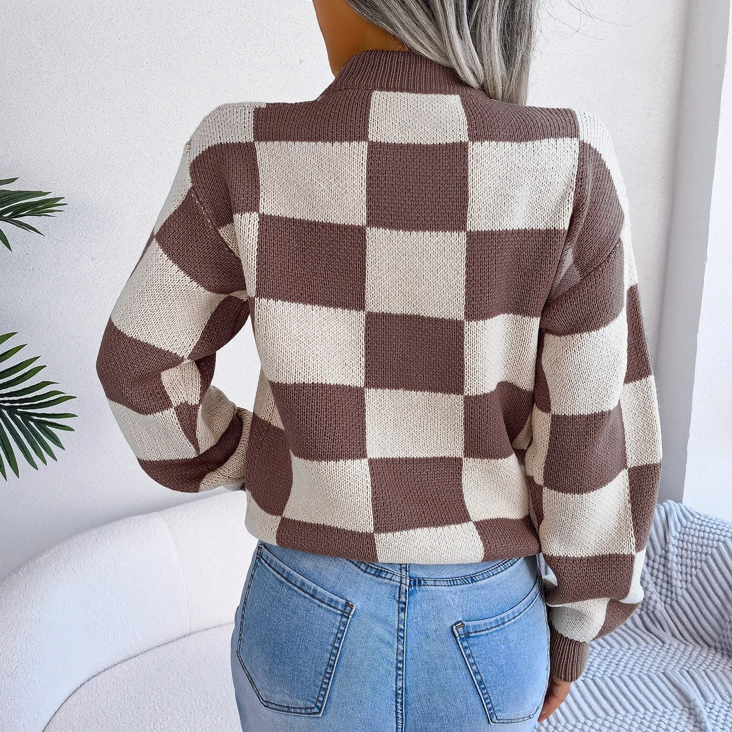 Oversized Cozy Women's Knit Sweater - Checkered, Soft