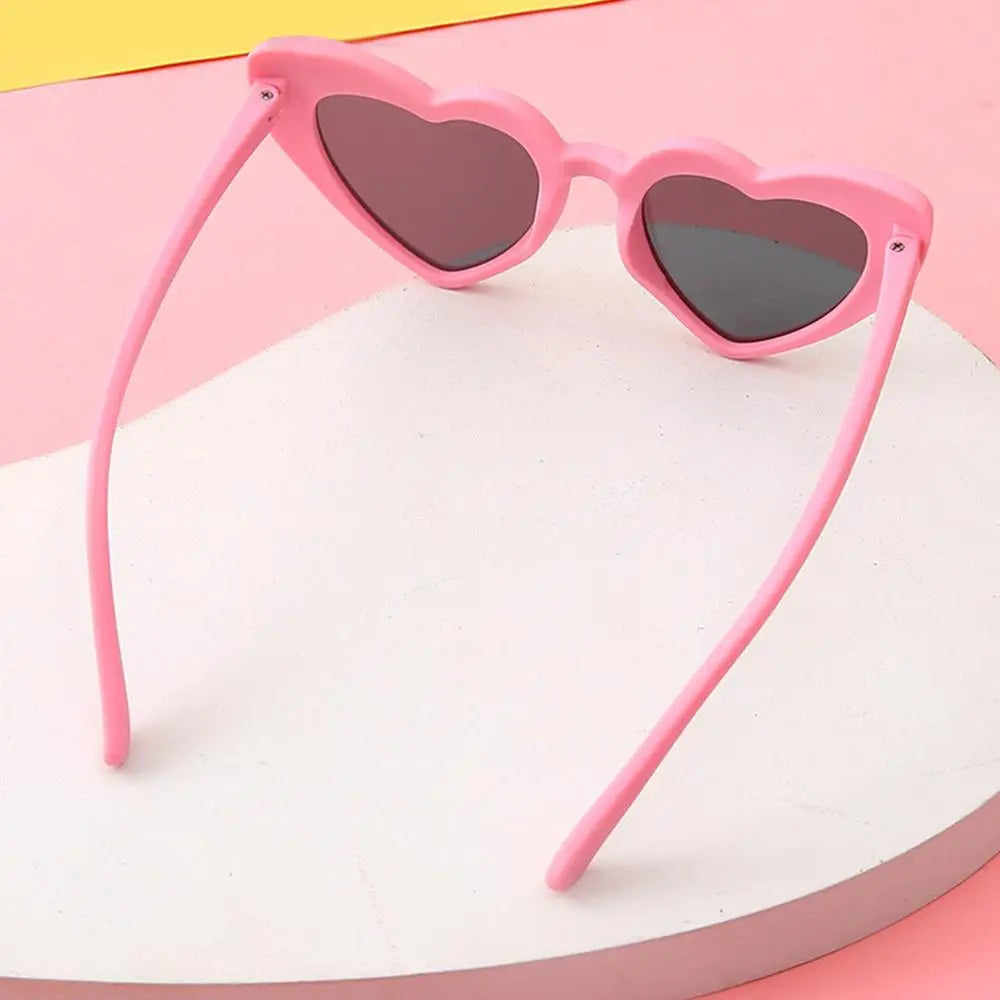 Kids Heart Sunglasses Plastic Frame Heart Shaped Summer 2026 Trend Durable Polycarbonate Lenses Outdoor Play