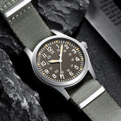 Militær Quartz Feltur 37mm Safir Efterår 2025