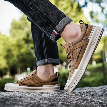 Durable men's outdoor sneakers - anti-slip wear-resistant fabric upper, for hiking and casual everyday