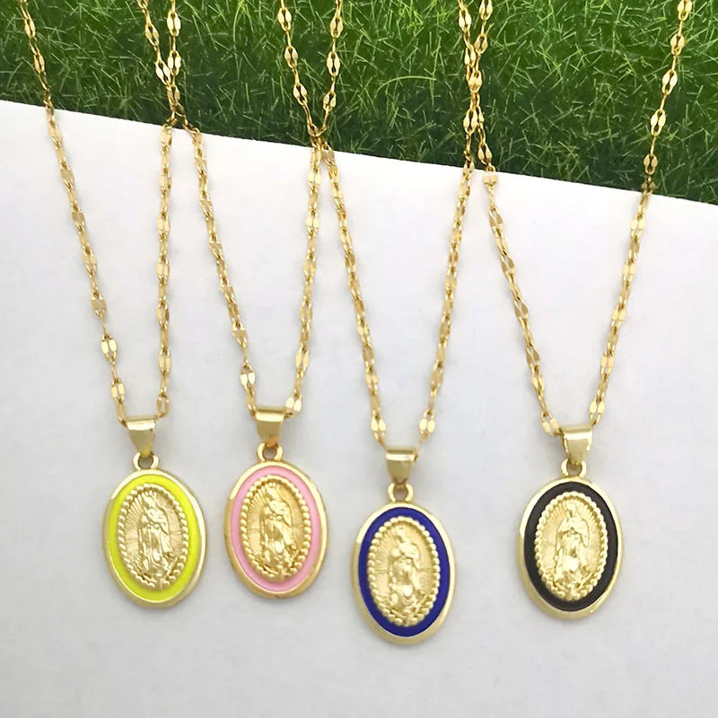 Timeless women's Virgin Mary pendant necklace - 18K gold-plated stainless steel link chain, for everyday wear