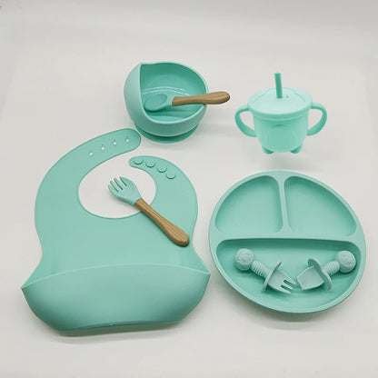 Baby-Silikon-Geschirrset 8-teilig Saugnäpfe Schalen Geteilter Teller Lätzchen Löffel Gabel Fall 2025 Selbstfütterungshilfe