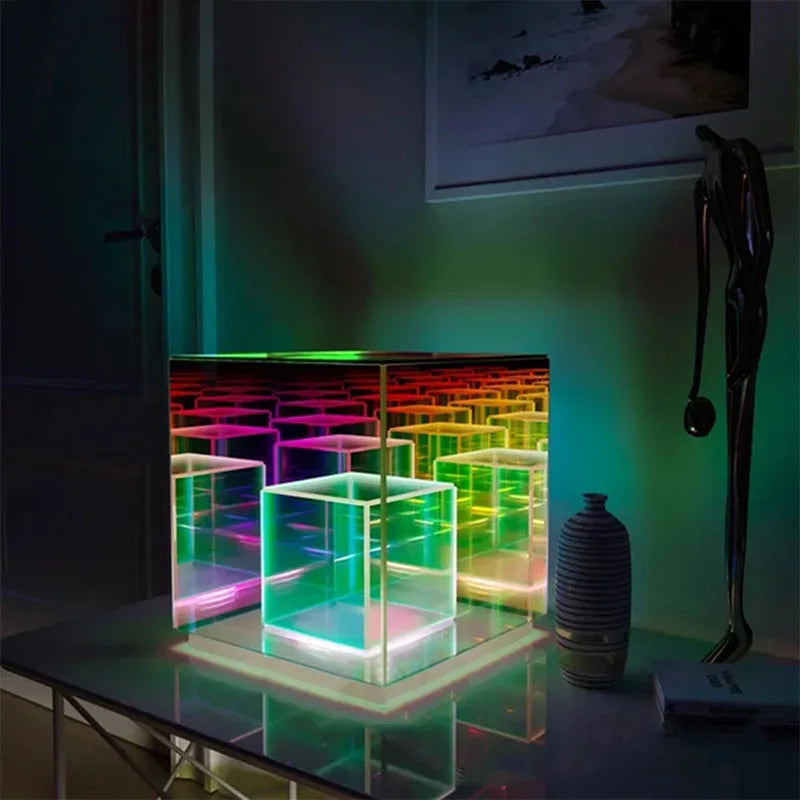 LED natlampe USB dæmpbar pyramide lampe stemningsfuld soveværelsesdekoration efterår 2025 stemningsbelysning gave