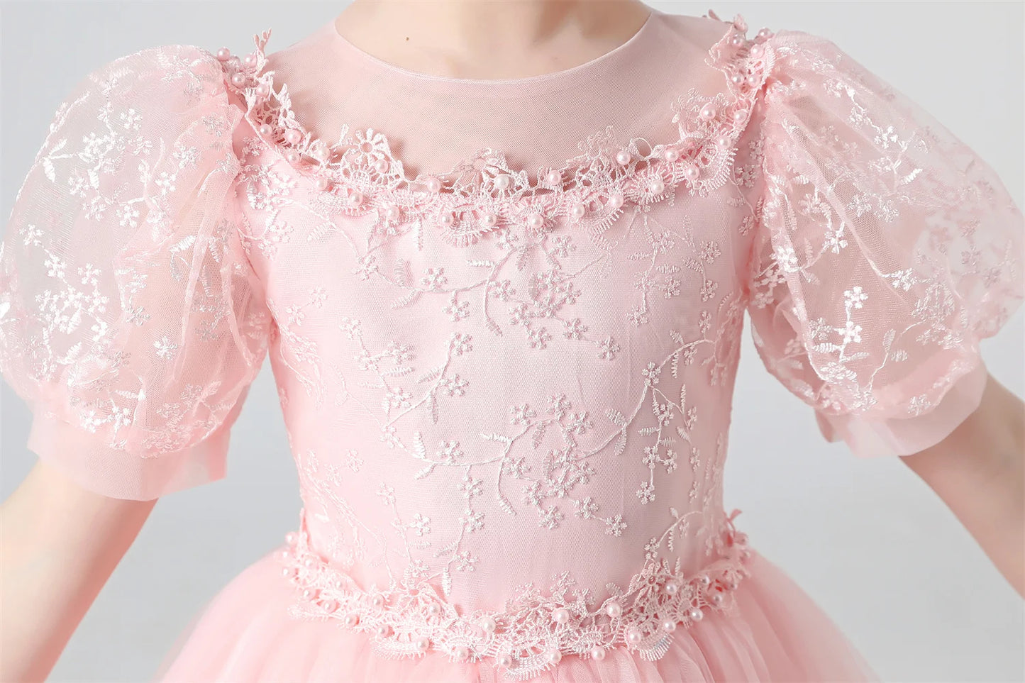 Soft Girls' Dress - Flowy Princess-Cut Lace-Embroidery, Polyester, Wedding Party