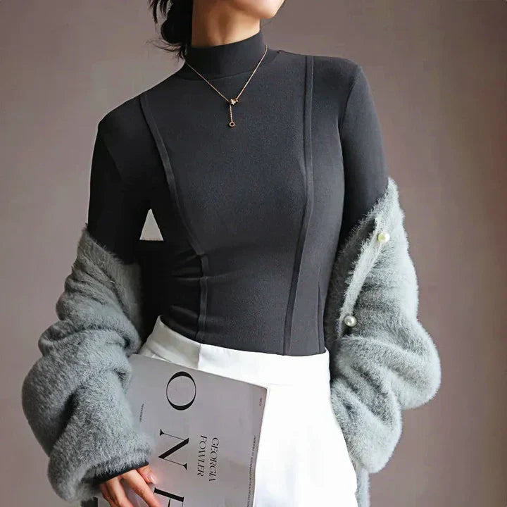 Stretchy Women’s Turtleneck – Fitted Seam Knit, Cool Season