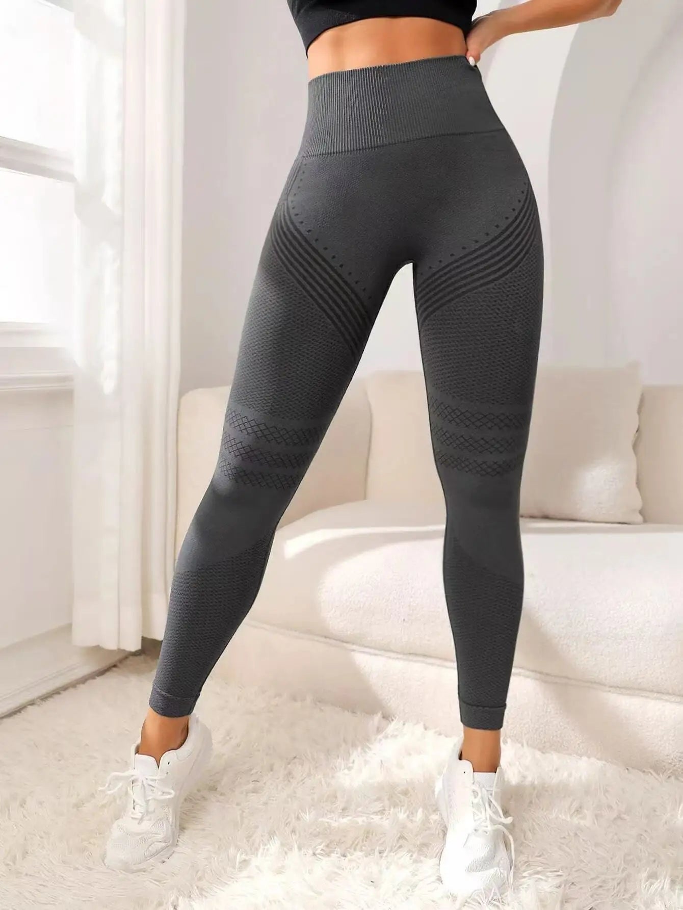 Compressive high-waist women's 3D leggings – seamless, butt-lifting, for gym & yoga