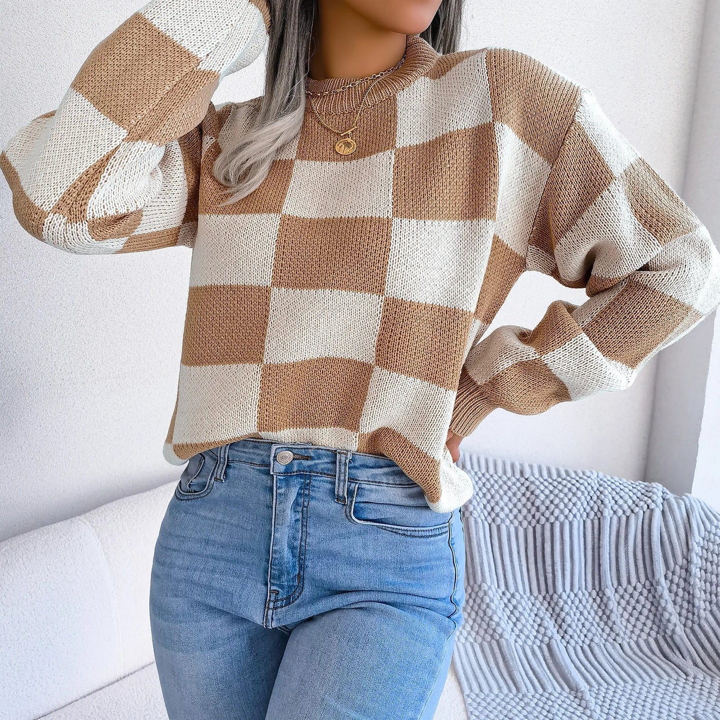 Oversized Cozy Women's Knit Sweater - Checkered, Soft