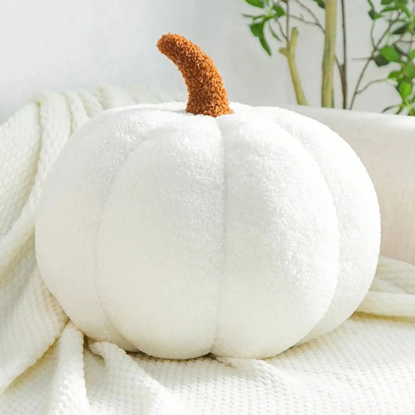 Plush Pumpkin Cushion – Cozy Sherpa & Boucle Throw Pillow for Fall & Halloween Home Decor, Ideal Gift for Kids and Babies