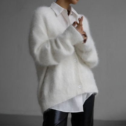 Weicher Gemütlicher Damen-Cardigan - Oversized V-Ausschnitt, Flauschiger Strick