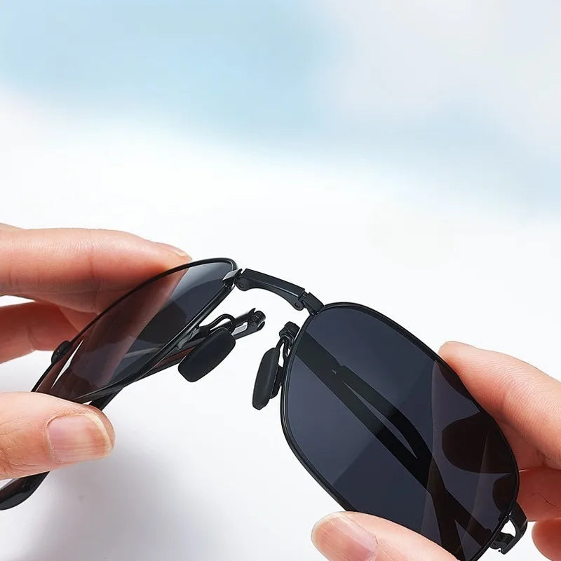 Gafas de sol polarizadas plegables Paquete de 2 Uso dual para conducción día y noche Montura cuadrada que cambia de color Tendencia primavera 2026