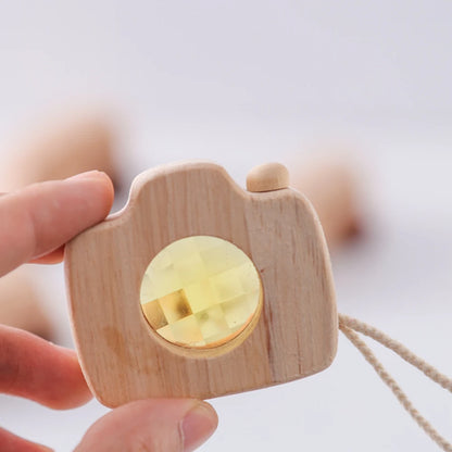 Wooden Montessori Camera Toy for Kids, BPA Free, Lightweight, Sensory Play Gift for Toddlers and Young Children