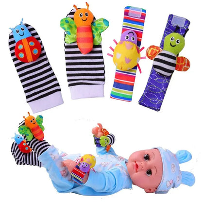 4-teiliges Baby-Rassel-Spielzeug-Set mit Tiersocken und Handgelenkriemen für Säuglinge 0-12 Monate - Perfekte Geschenke für 1-Jährige