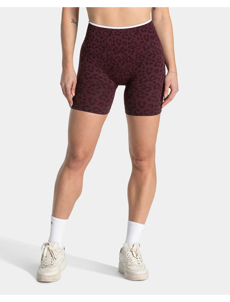 Stretchy women's seamless yoga shorts - high-waist hip-lifting, nylon blend, for gym and running