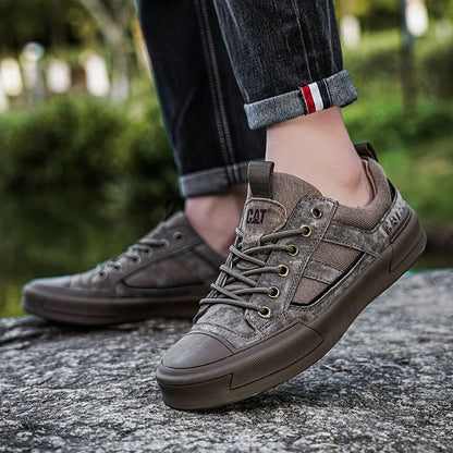 Durable men's outdoor sneakers - anti-slip wear-resistant fabric upper, for hiking and casual everyday