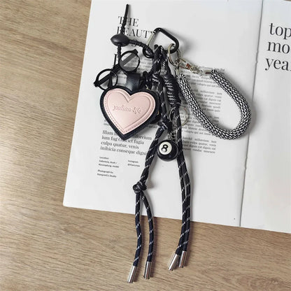 Flätad repväska charm läder tax nyckelring estetisk