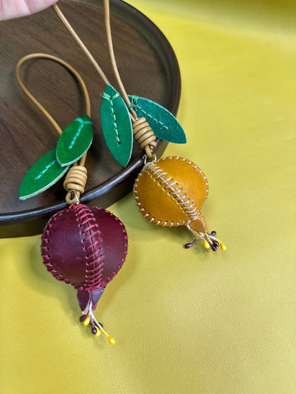 Portachiavi in pelle con ciondolo melograno per borsa e decorazione auto