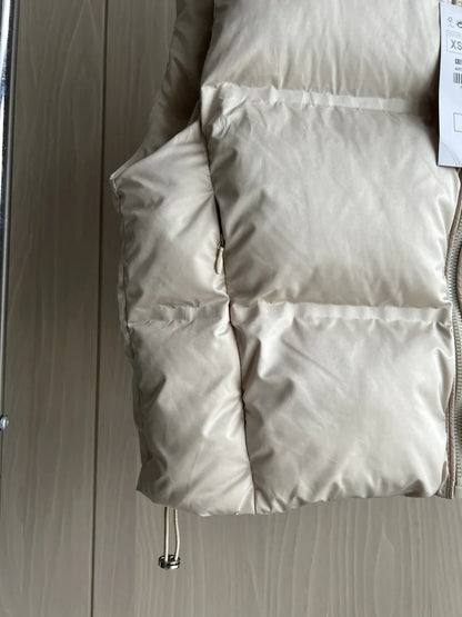 Insulating Women’s Puffer Vest - Oversized Quilted Cotton