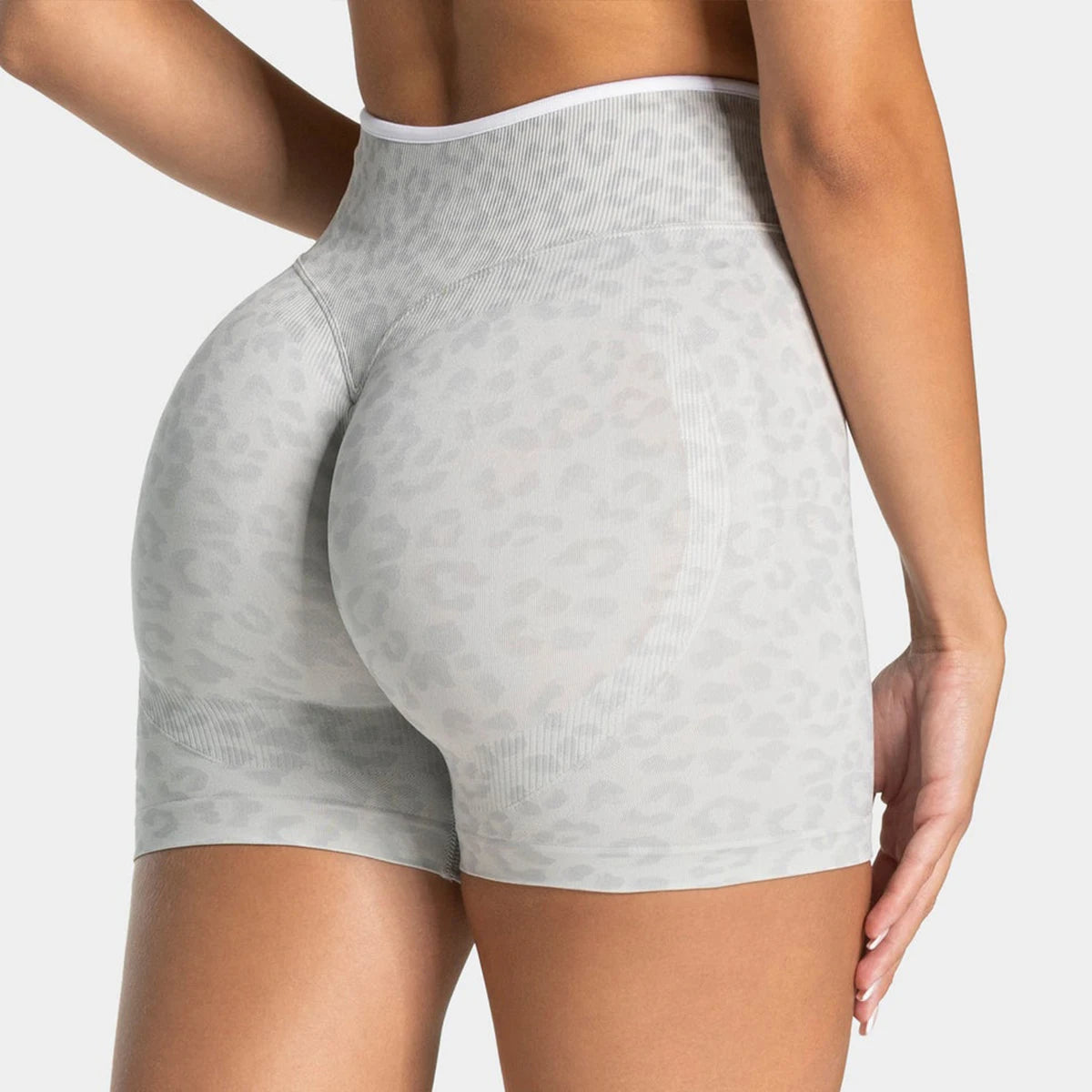 Stretchy women's seamless yoga shorts - high-waist hip-lifting, nylon blend, for gym and running