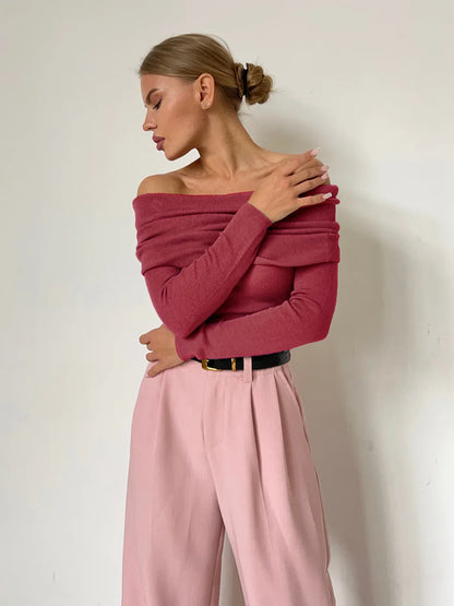 Maglione morbido da donna con spalle scoperte - Scollo a barca, a coste
