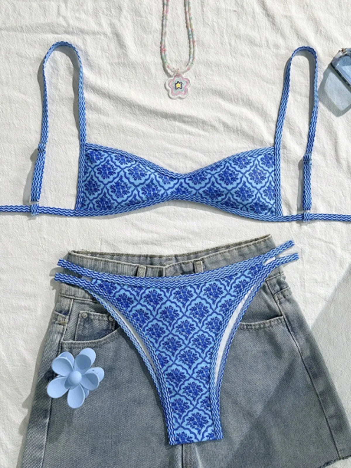 Hurtigtørrende kvindelig bikinisæt – høj benudskæring blomsterprint, polyester, elastan, til svømning