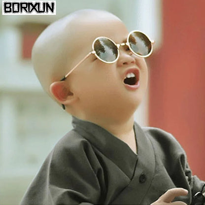 Kinderzonnebril rond montuur UV400 bescherming schattige vintage stijl zomer 2026 cadeau-idee trend seizoen