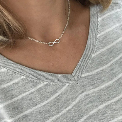 Infinity Pendant Choker Necklace – Stainless Steel Mom Gift for Mother's Day Bohemia Charm Infinity Pendants
