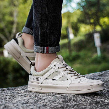 Durable men's outdoor sneakers - anti-slip wear-resistant fabric upper, for hiking and casual everyday