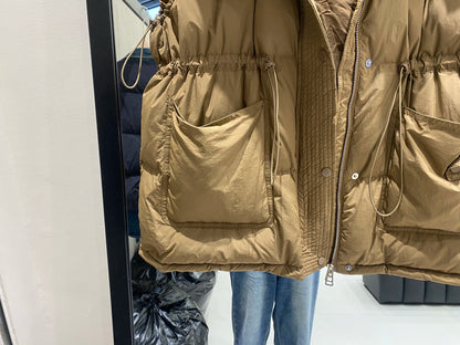 Lightweight Relaxed Women Down Vest - Hooded, Down, Winter