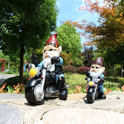 Statua Gnomo da Giardino in Resina Figurina Nano Motociclista Decorazione Esterna Cortile Idea Regalo Autunno 2026