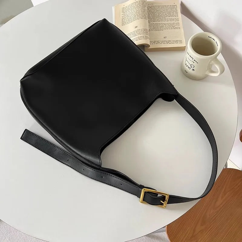 Crossbody taske stor kapacitet spandtaske efterår 2026 trend alsidig hverdagstaske